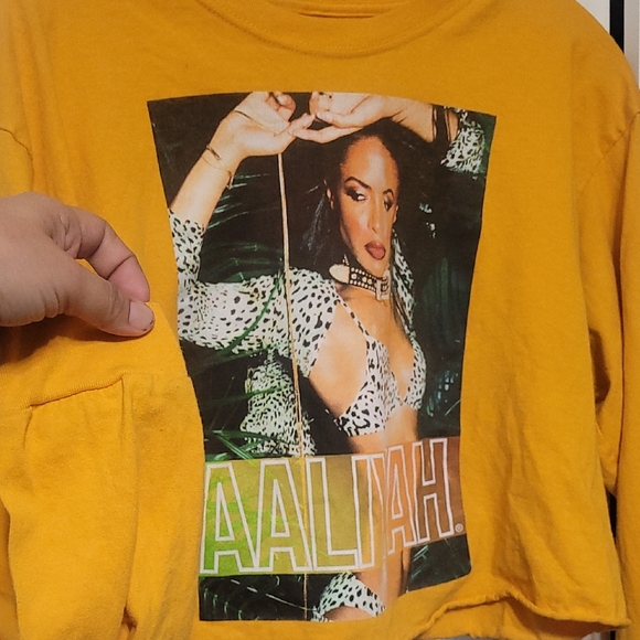 Aaliyah Tops - Aaliyah Cropped Long Sleeve Band Graphic Tee Yellow Size Large
